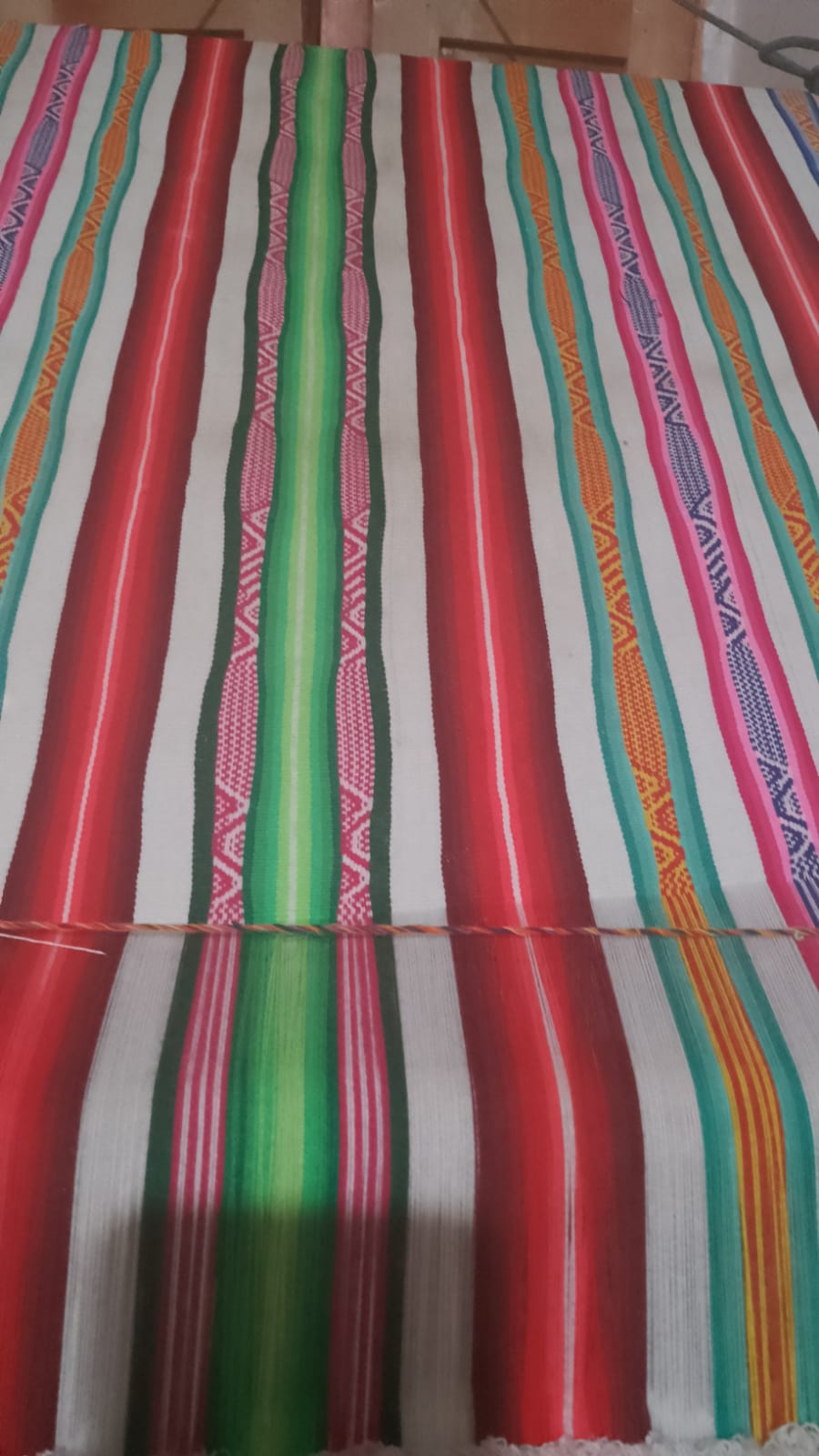 MANTA DE CARGA ANDINA BORDADA – MODELO ÑUSTA